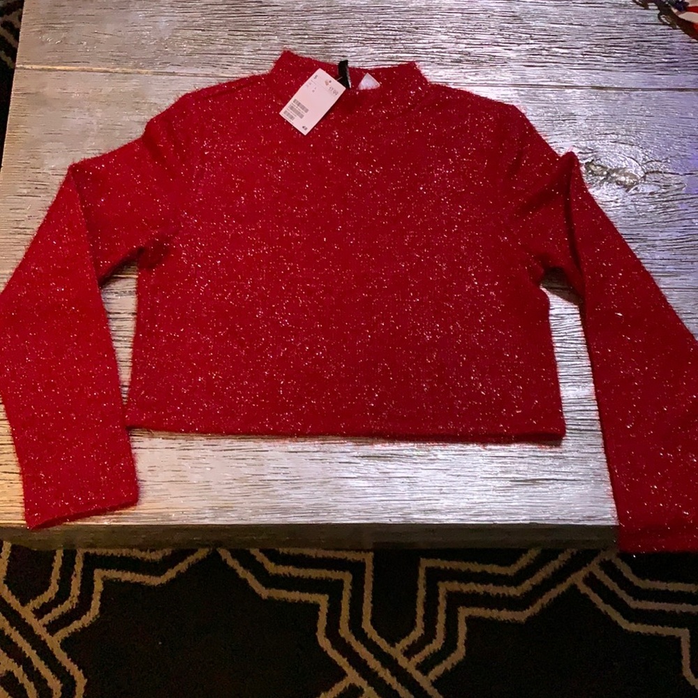 Brand new H&M mock neck top